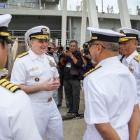 Krew USS Blue Ridge Tidak Sabar Untuk Merasai Juadah Malaysia Termasuk Durian